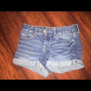 3 pairs of junior shorts